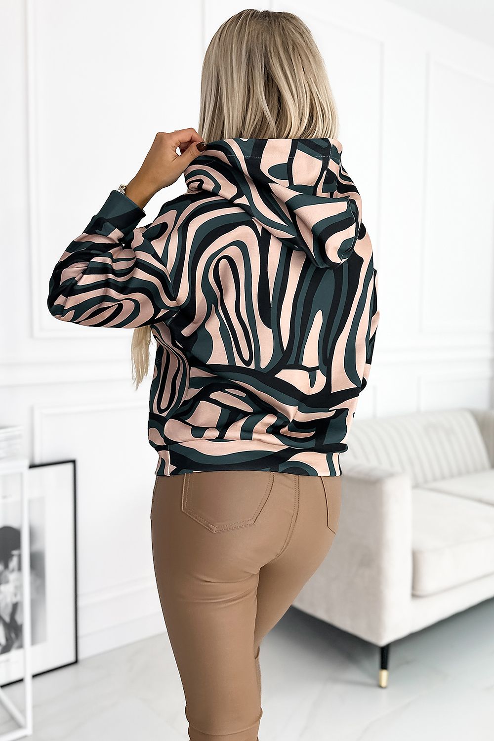 Sweater model 190996 Numoco