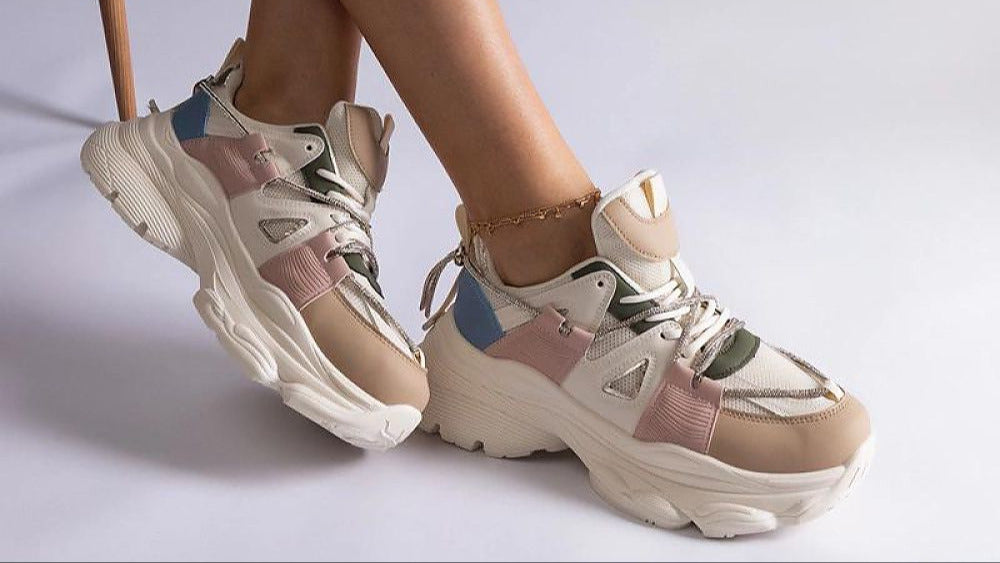 Sneakers model 207161 Solea