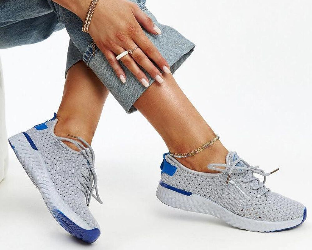 Sneakers model 207348 Solea