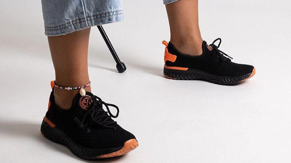 Sneakers model 207351 Solea