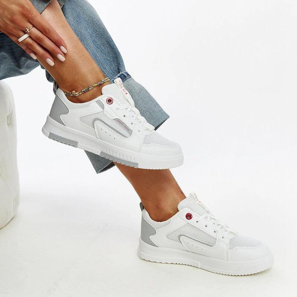 Sneakers model 207352 Solea