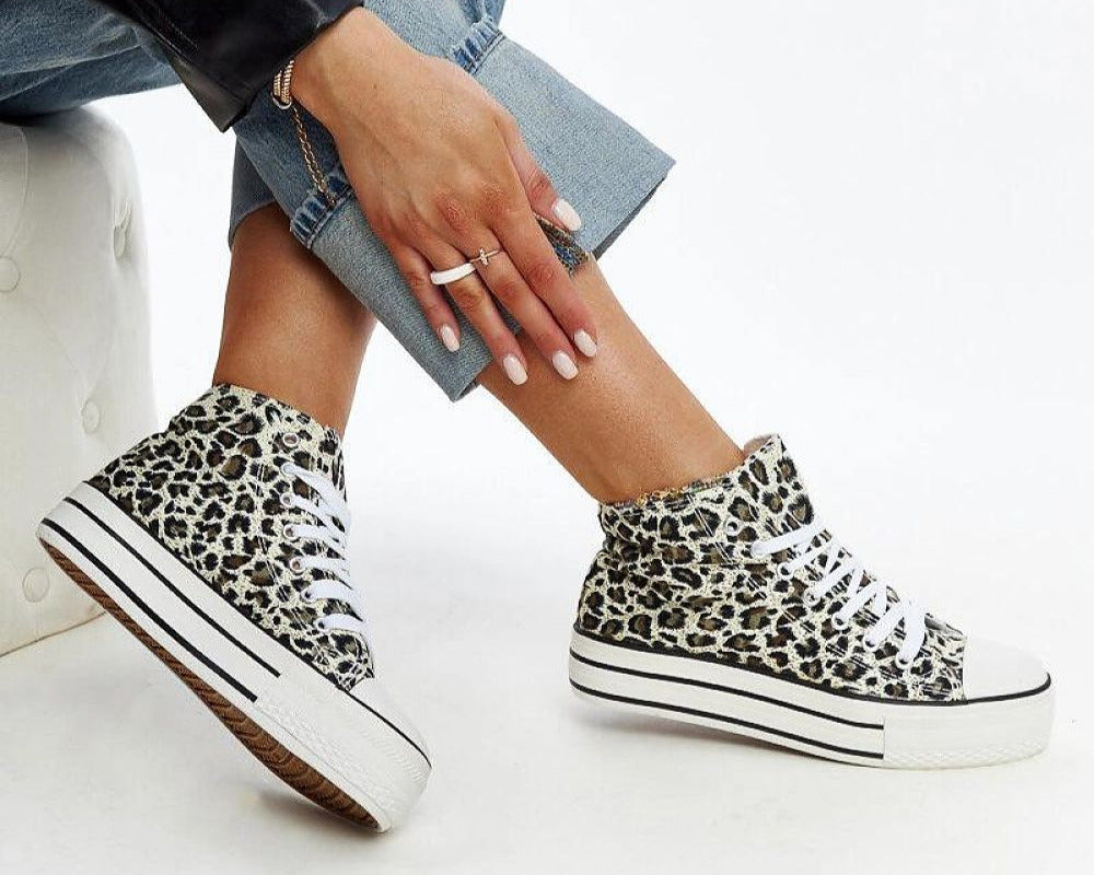 Sneakers model 207388 Solea