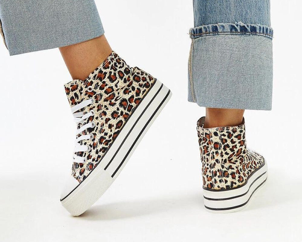 Sneakers model 207389 Solea