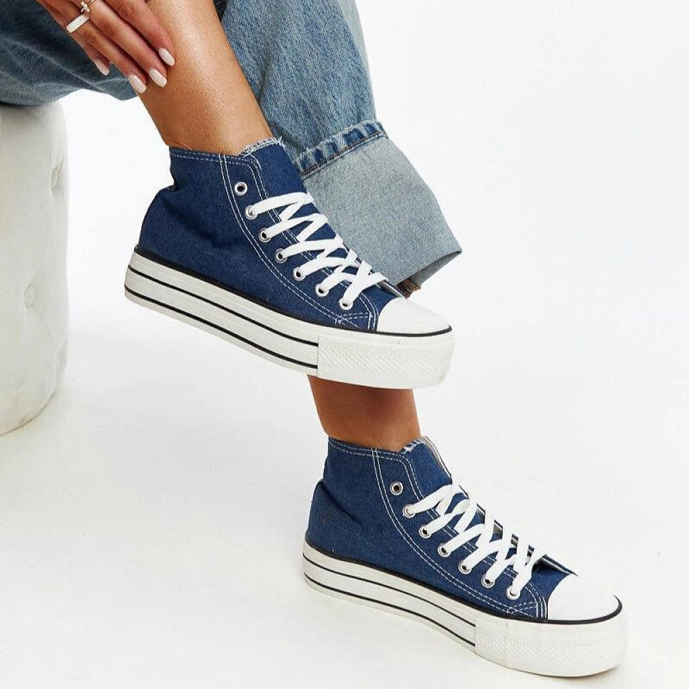 Sneakers model 207390 Solea