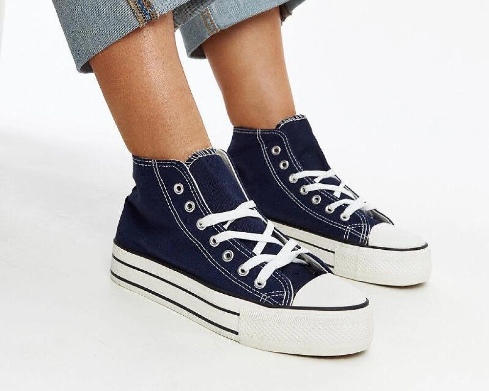 Sneakers model 207391 Solea
