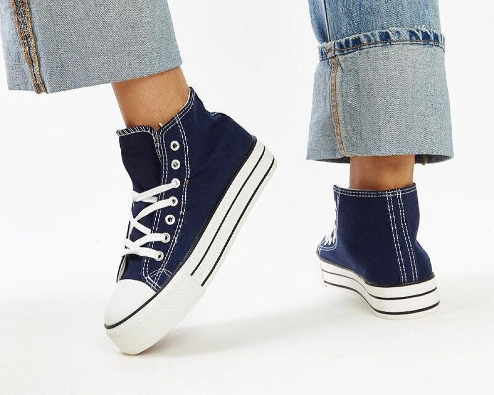 Sneakers model 207391 Solea