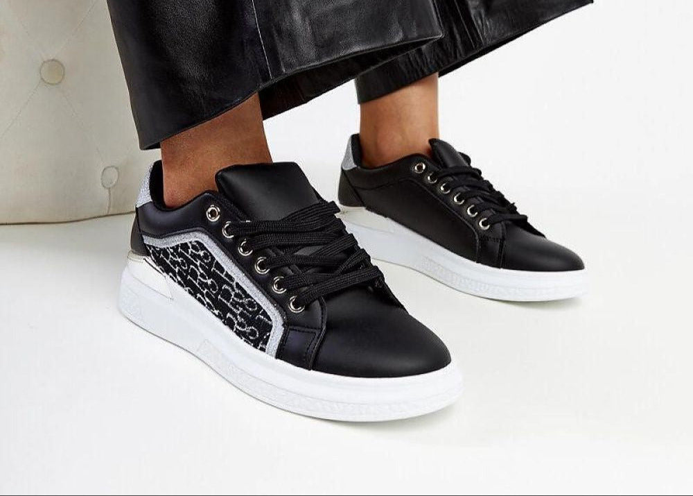 Sneakers model 207493 Solea
