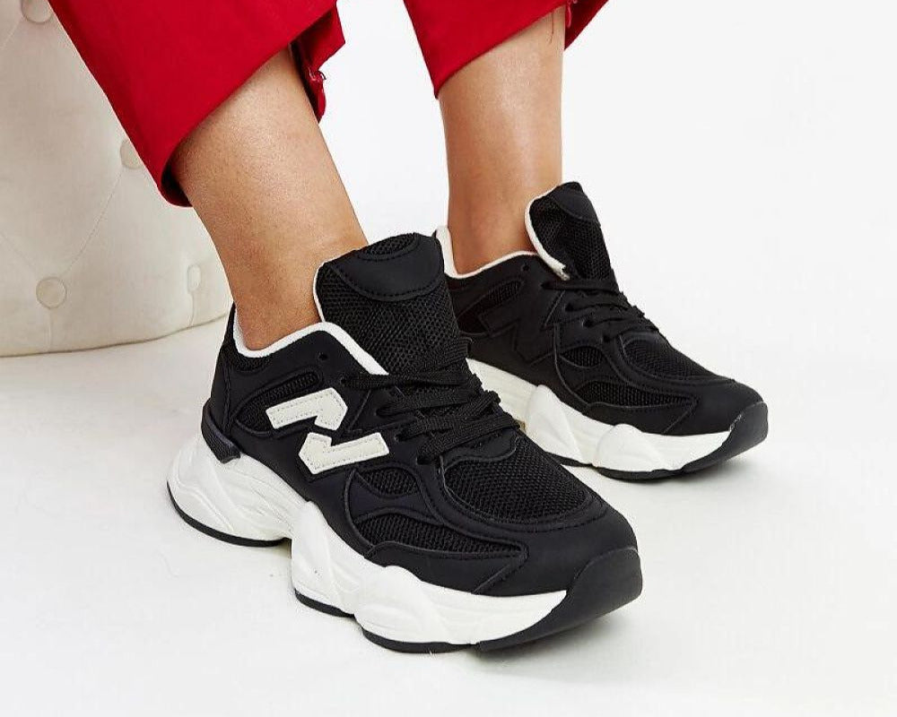 Sneakers model 207495 Solea