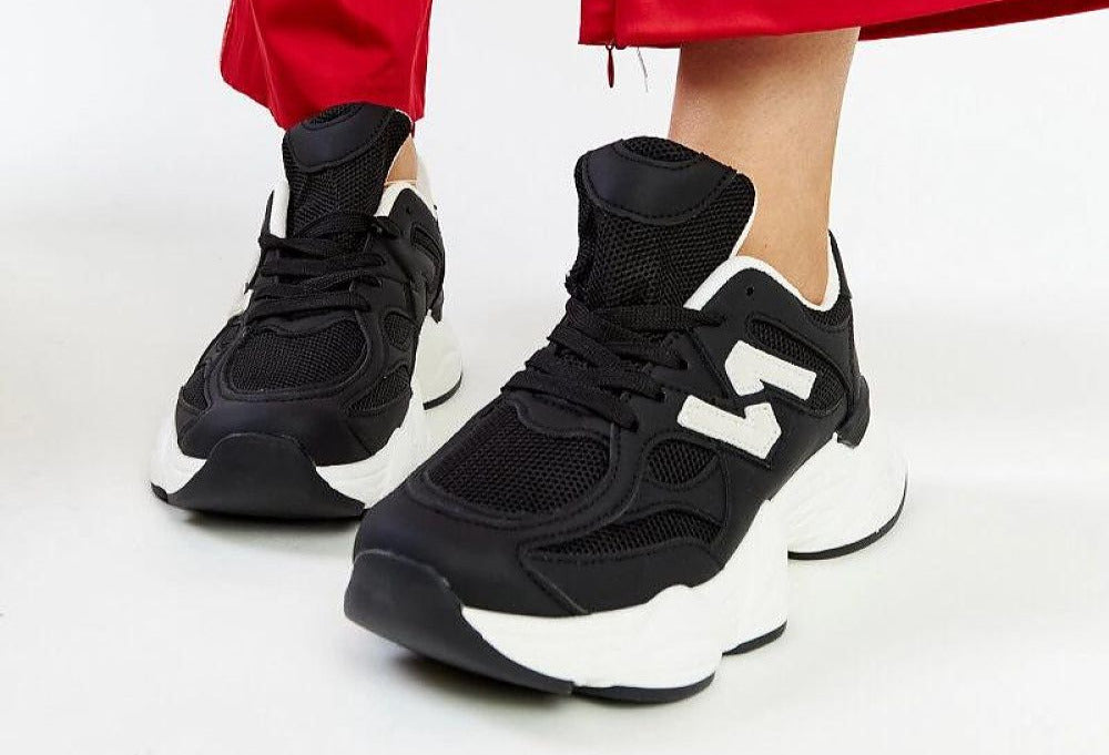 Sneakers model 207495 Solea