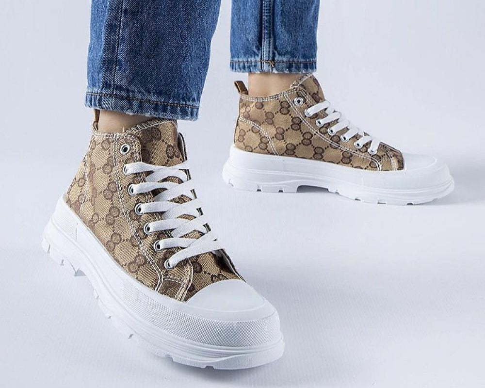 Sneakers model 207614 Solea