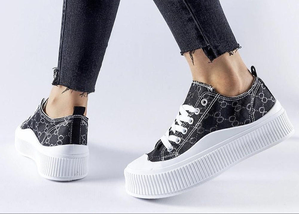 Sneakers model 207616 Solea