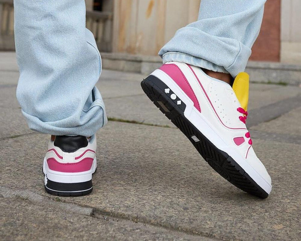 Sneakers model 207670 Solea