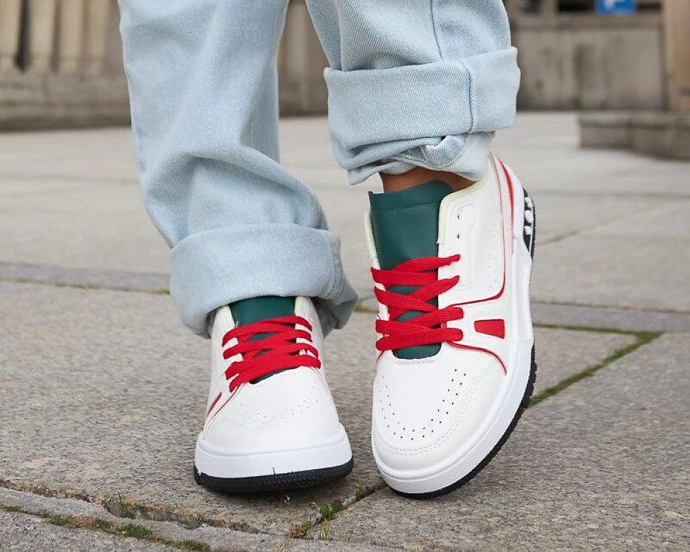 Sneakers model 207671 Solea