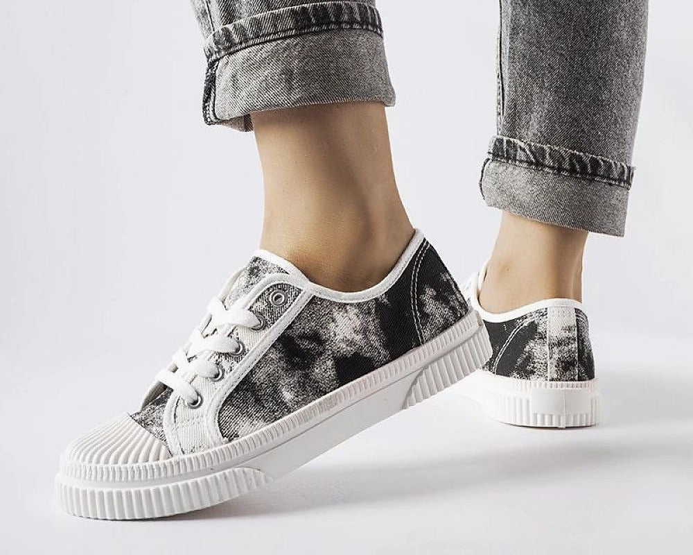 Sneakers model 207709 Solea