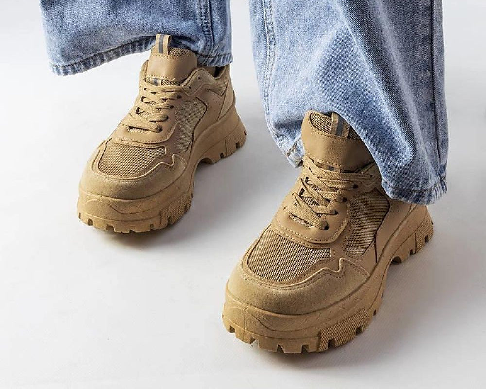Sneakers model 207813 Solea