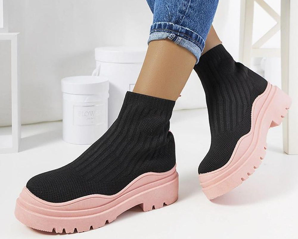 Sneakers model 207839 Solea