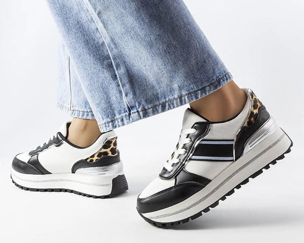 Sneakers model 207884 Solea