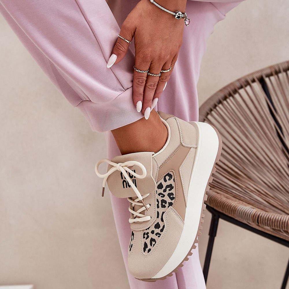 Sportschuhe model 211006 Step in style