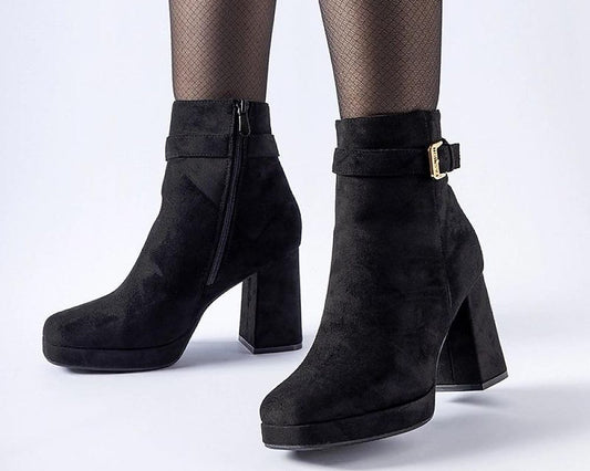  Stiefeletten mit Absatz model 204724 Solea 