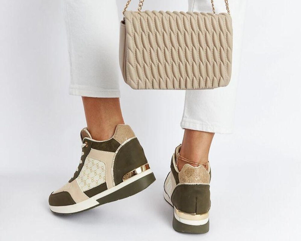  Sneakers model 207553 Solea 