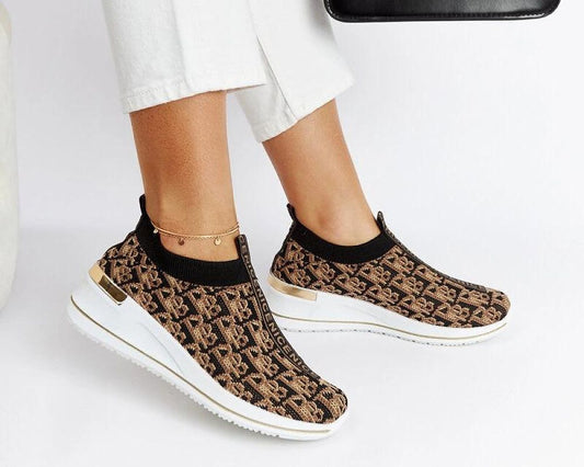  Sneakers model 207749 Solea 